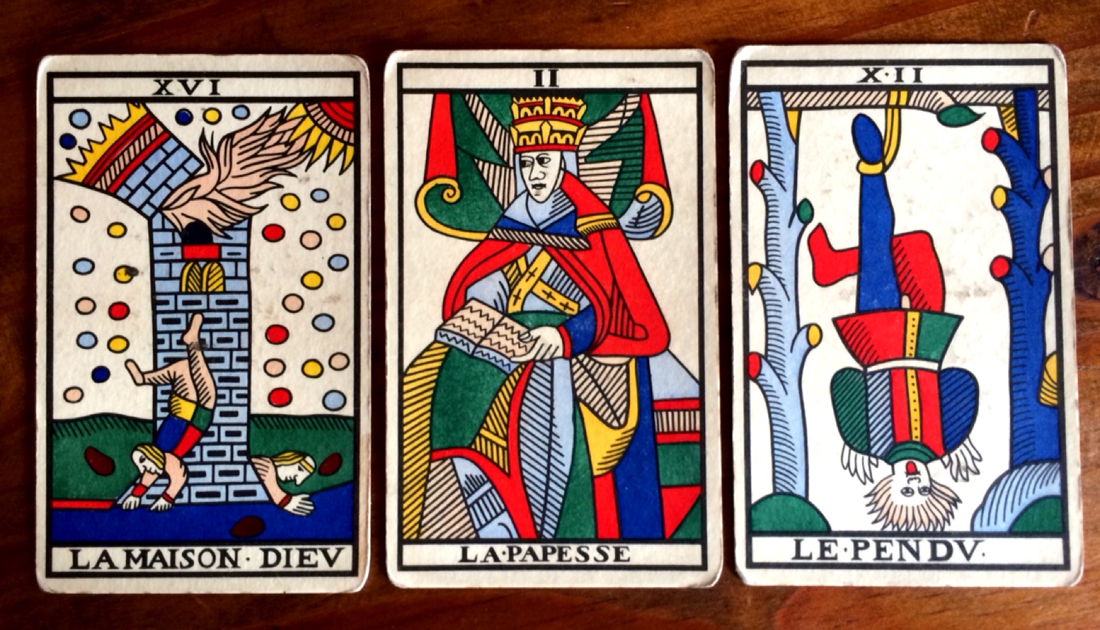 camelia elias, marseille tarot,