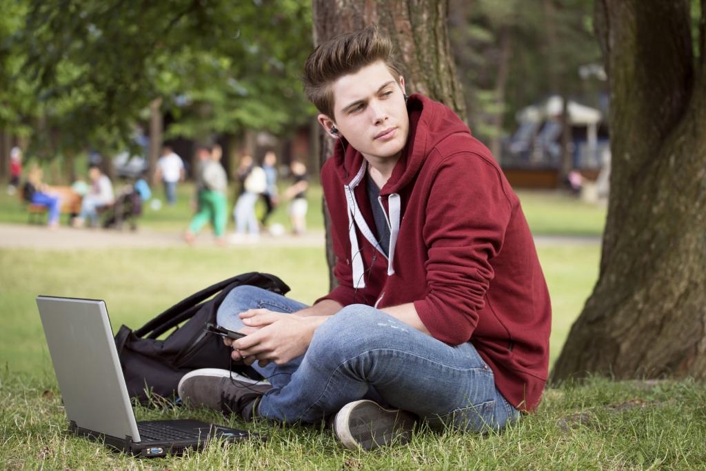 iStock_000043809730_Large