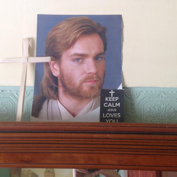 Obi-Wan-Kenobi-Is-The-New-Face-Of-Jesus-PHOTO