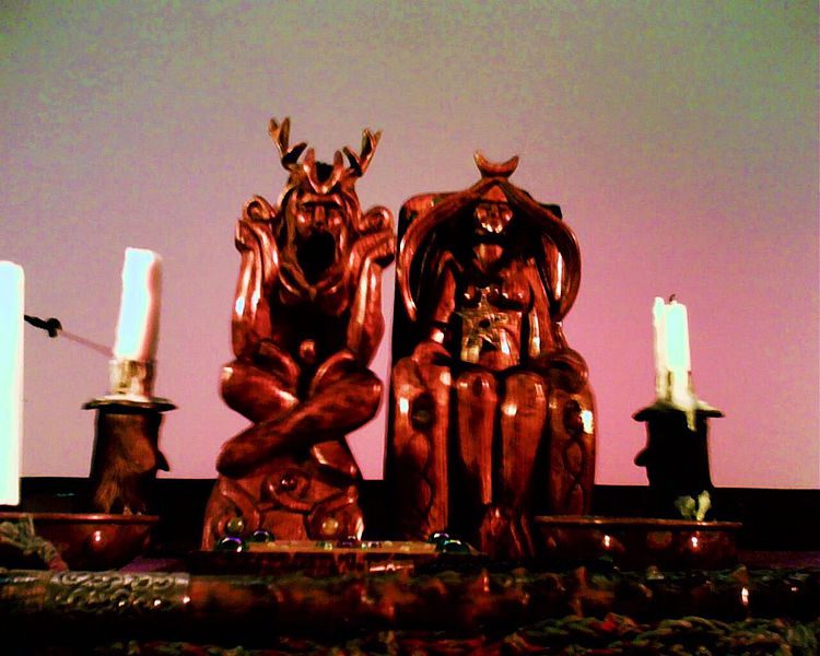 Altar statues of the Horned God and Mother Goddess crafted by Bel Bucca and owned by the "Mother of Wicca", Doreen Valiente. CC-BY-SA-3.0.