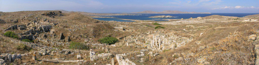 Delos Panorama by Martin Craft, CC license 3.0