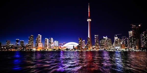 a photograph of the skyline of Toronto, Ontario, Canada