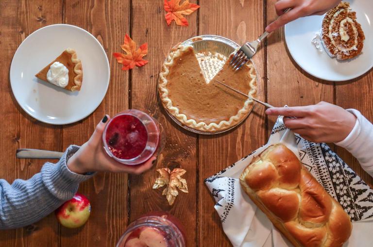 5 Rules For Better Conversations Around Your Thanksgiving Table