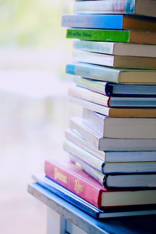 What Are You Reading This Summer? - Vimarsana News
