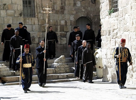 Image by lehava nazareth Pikiwiki Israel: "Religion in Israel - Procession on the parvis of the Church of the Holy Sepulchre headed by Kawas (Ottoman guards)"