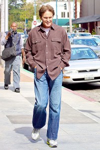 BRUCE JENNER IN 2011 By jla0379 [CC BY 2.0 (http://creativecommons.org/licenses/by/2.0)], via Wikimedia Commons