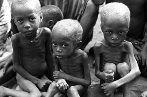Biafra, Nov. 1969Medical clinic in Mabaitoti - Owerri.