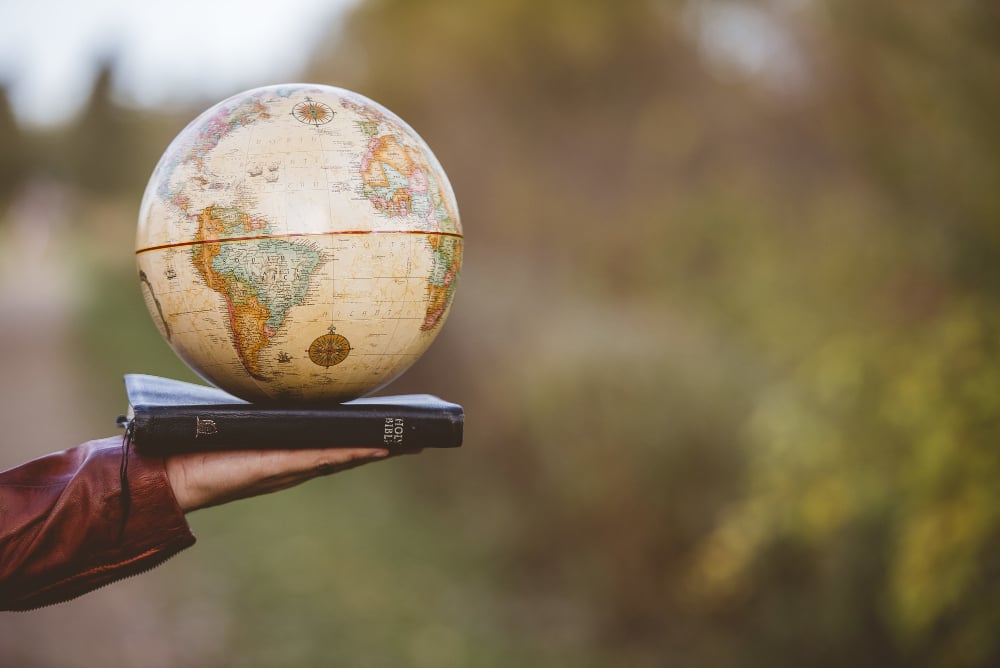https://www.freepik.com/free-photo/closeup-shot-person-holding-bible-with-desk-globe-top_10722503.htm#fromView=search&page=1&position=0&uuid=09327077-e9f4-42c5-8b7f-14372169abda&query=Witness+in+the+world