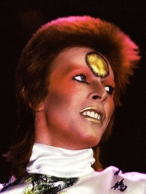 Bowie as Ziggy Stardust at Earls Court (photo by John Robert Rowlands)