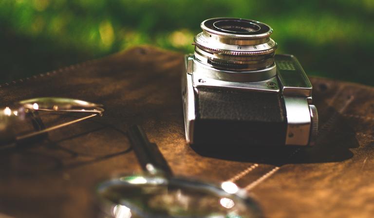 magnifying-glass-2598507_1920