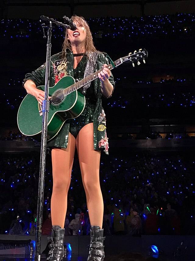 Taylor Swift in concert