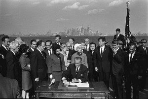 President Johnson Signs the 1965 Immigration Act (By Yoichi R. Okamoto [Public domain], via Wikimedia Commons)