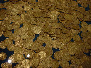 Hoard_of_ancient_gold_coins