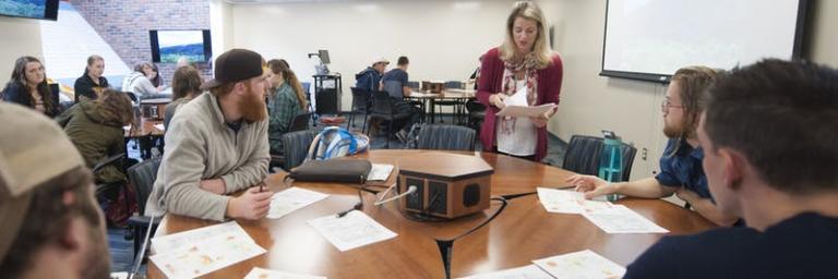 Amy Poppinga teaching a class at Bethel University