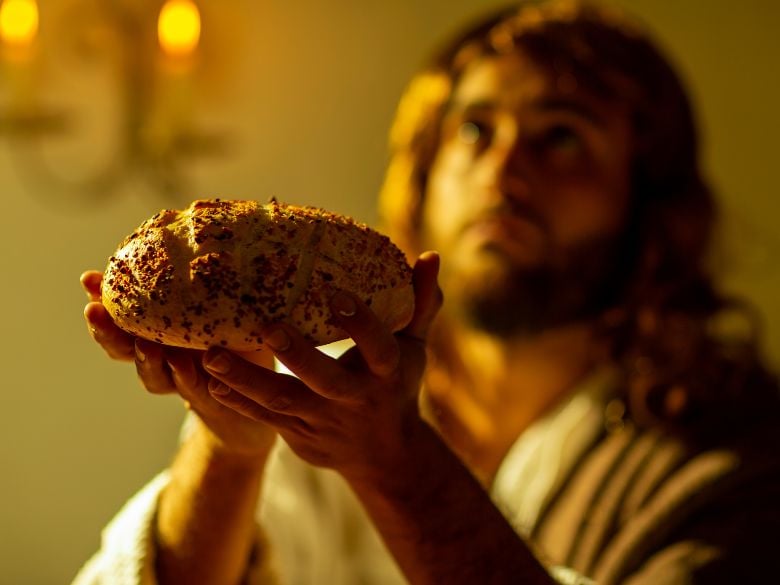 4 Reasons Why Jesus Gave Us The Eucharist 4 Reasons Why Jesus Gave Us The Eucharist