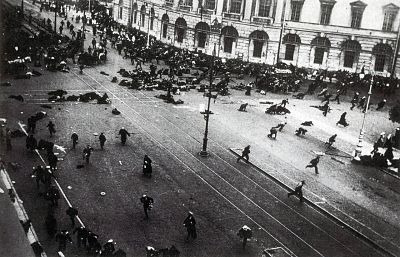 19170704_Riot_on_Nevsky_prosp_Petrograd_opt