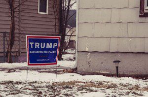 Donald_Trump_campaign_sign