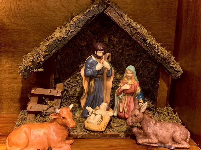 Mary Nesting Newborn Jesus in the Nativity (Photo by A. Laflamme)
