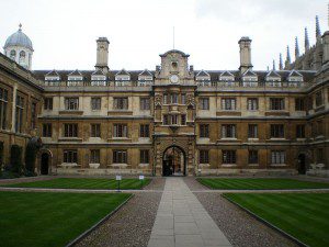 Arthur Peacocke was director of Studies in Theology here.