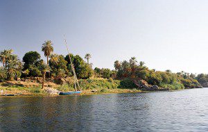 W bank Elephantine