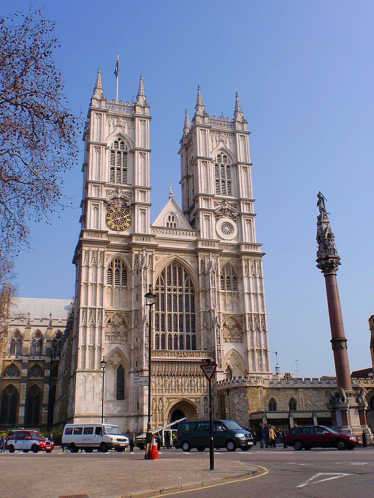 Westminster Abbey from the front