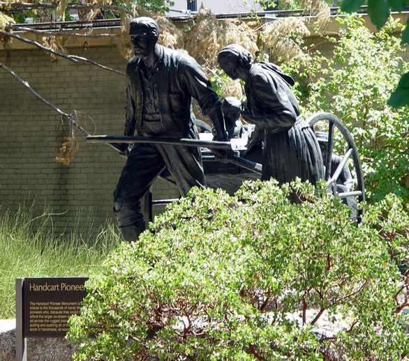 Mormon handcart pioneers