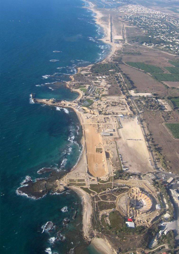 Caesarea Marítima on the Mediterranean Sea 