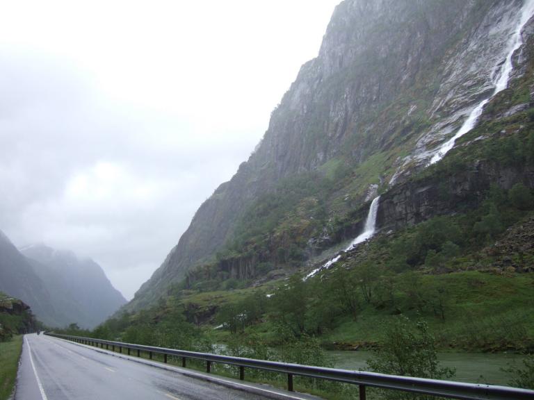I Jølster i Norge sldkjflaskjlksljfls