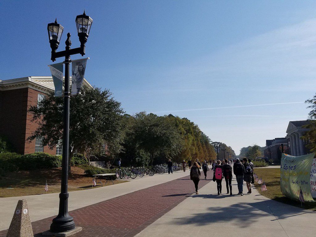 UNC Wilmington, Chancellor's Walk