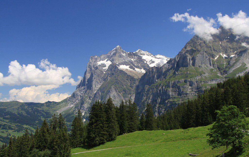 Overshadowed by the Big Three, but a nice peak in its own right