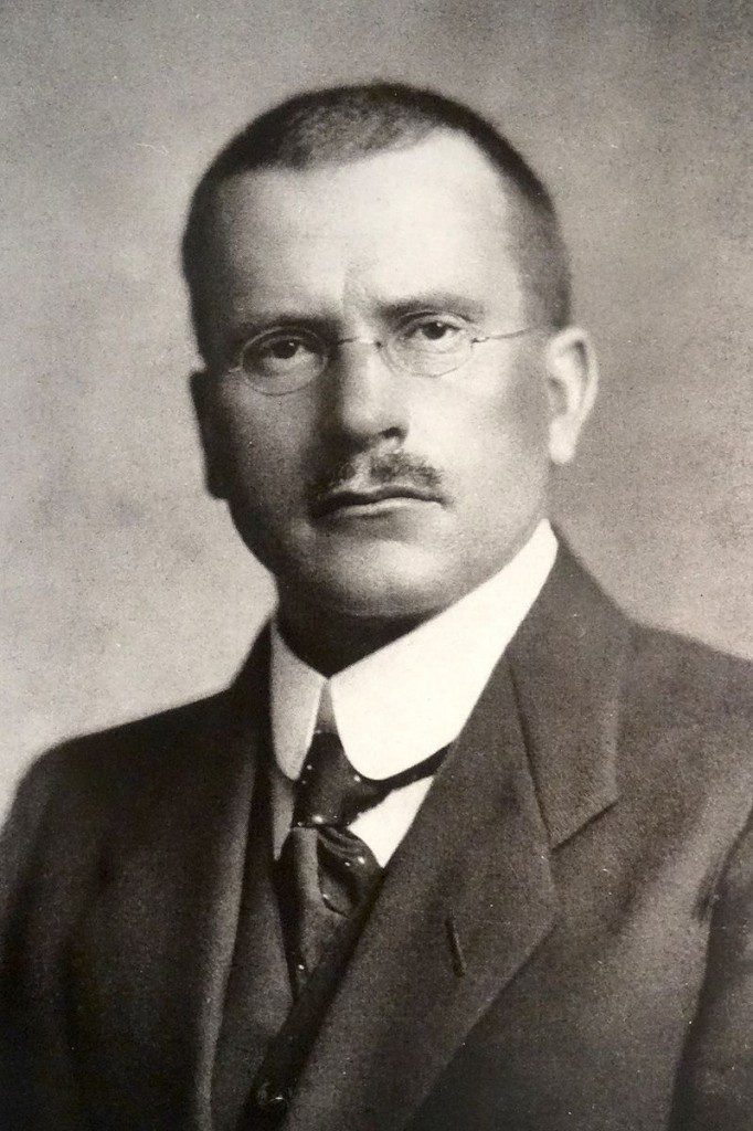 Carl Jung, Schweizer Psychiater