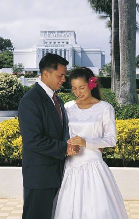The first Hawaiian temple, with a married couple