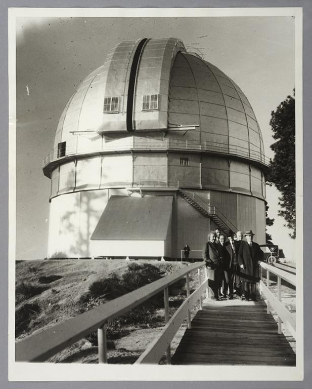 Einstein, Hubble, and others atop Mount Wilson