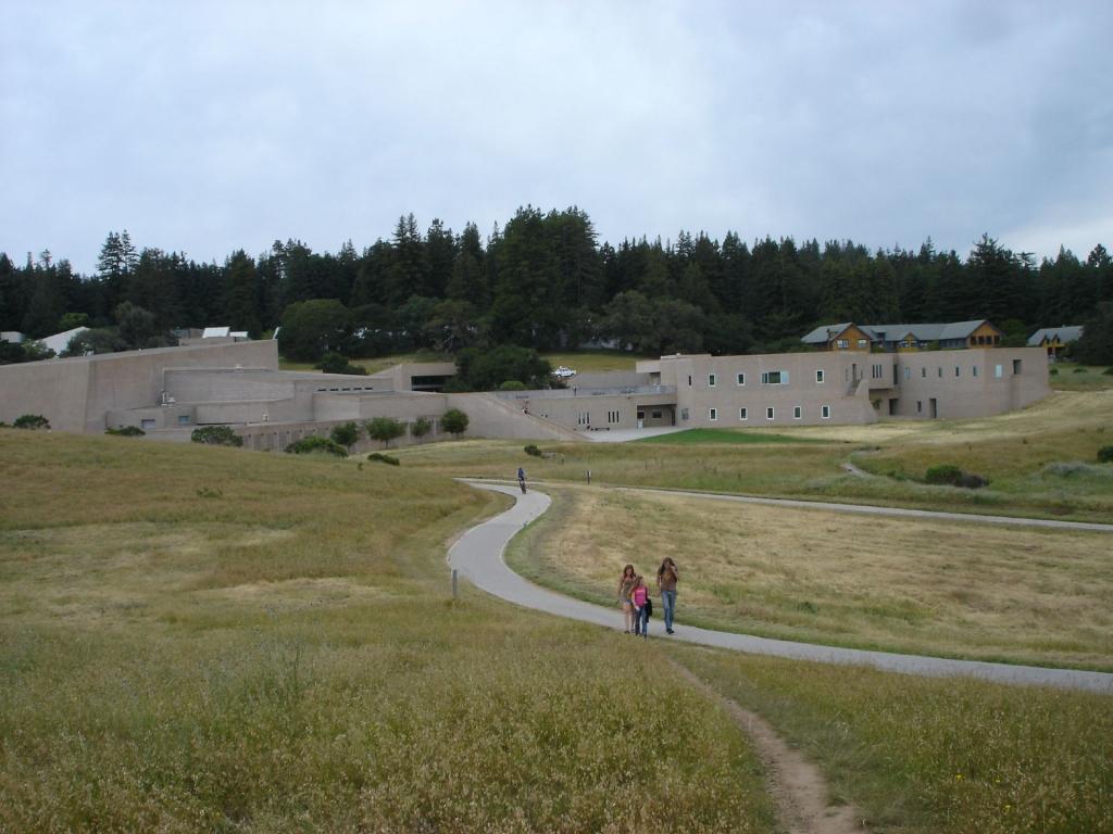 Wikimedia CC UC Santa Cruz Music Center