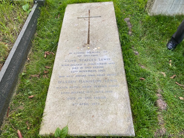 Lewis tombstone