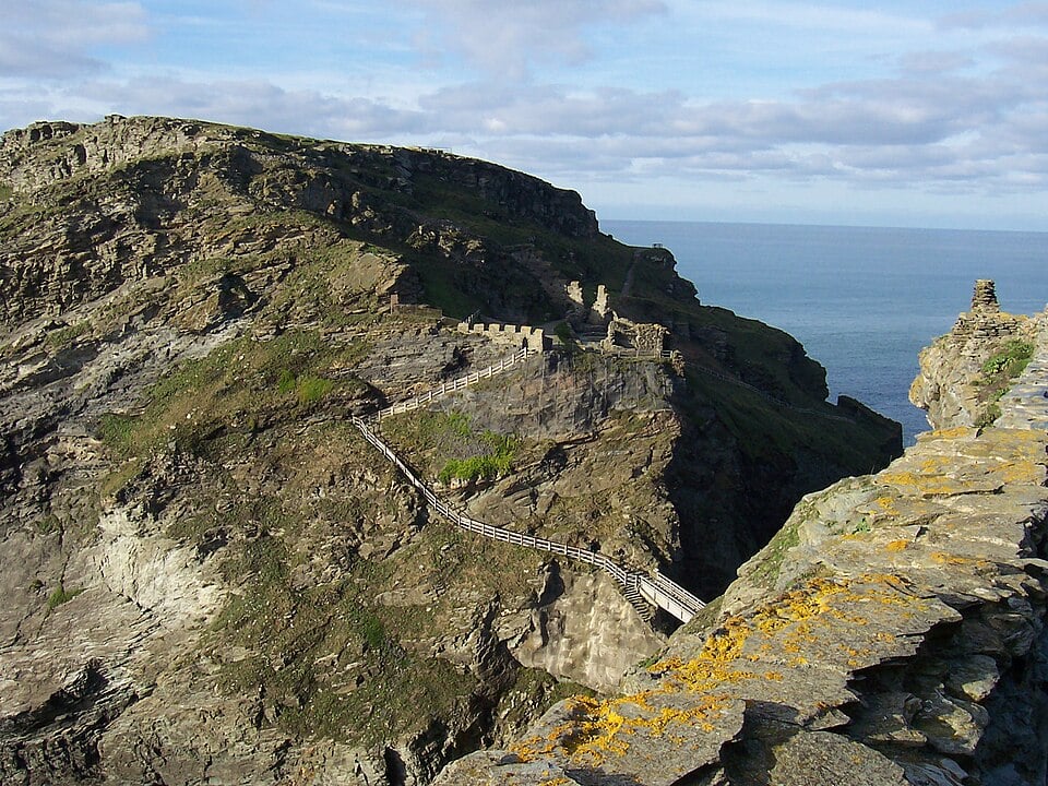 vslvmlka. What is left of Tintagel Castle