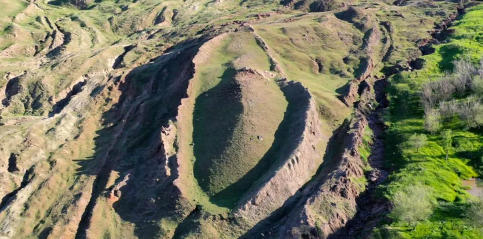 One location that has become considered the location of Noah's Ark is known as the Durupınar Formation, is a natural rock formation or a divine relic.