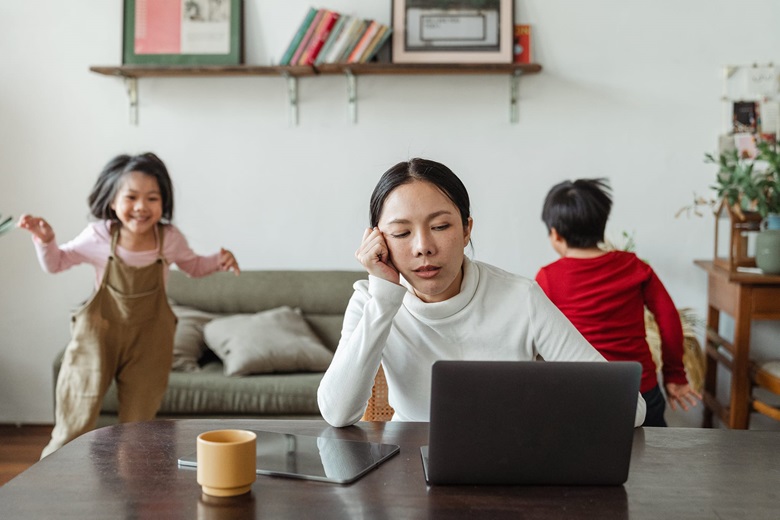 Over worked Mom with two kids