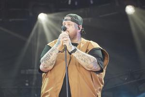 Photo | Jellyroll performing live at the Global Citizen Festival on September 28, 2024 | courtesy of Setoxxx, Wikimedia Creative Commons