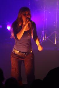 Photo | Johanna Aaltonen | performing at the Uusi Alku, Happening 2010 | courtesy of Matti-92, Wikimedia Creative Commons