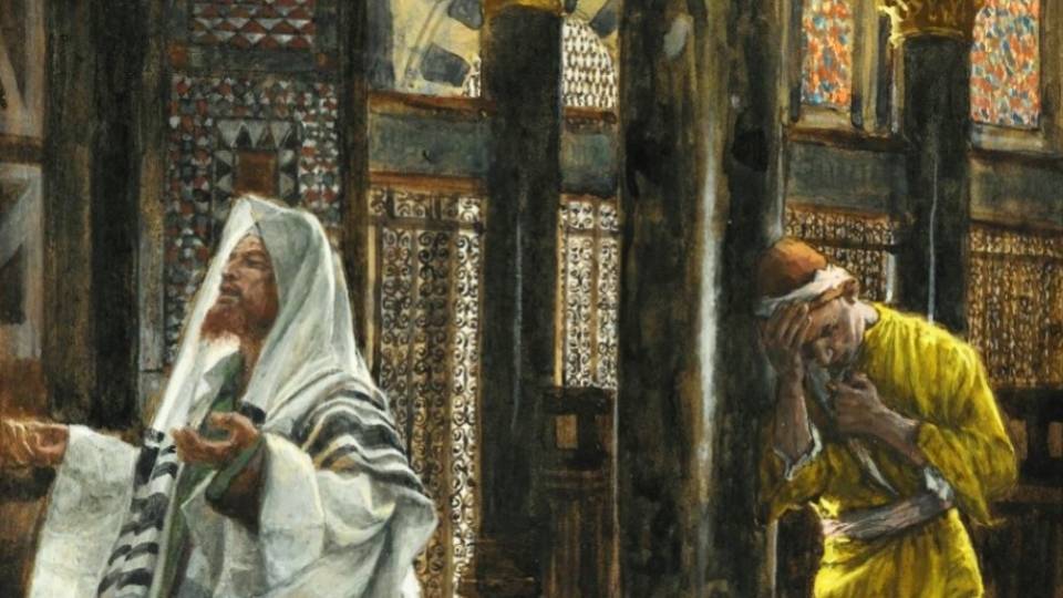 Two men pray in the Temple
