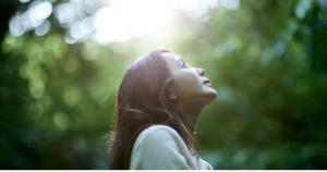 woman seeking wisdom from God