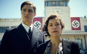 Max Irons and Tatiana Maslany in "Woman in Gold" (The Weinstein Company/Robert Viglasky)