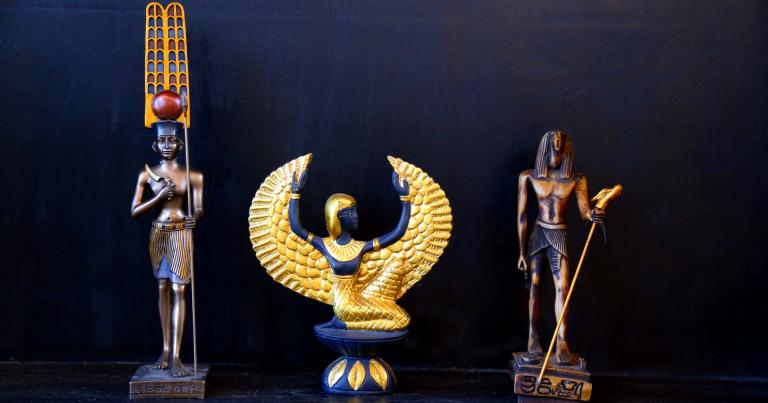 Amun Isis Thoth