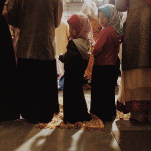 Girls at Eid prayers at Oxford University/Kubra Gumusay