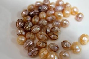 carved-freshwater-pearls