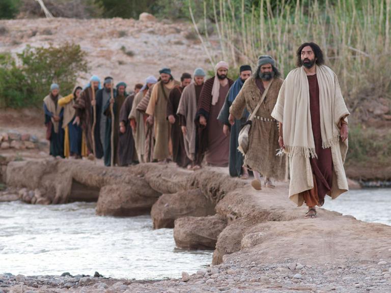 Jesus Walking With Disciples