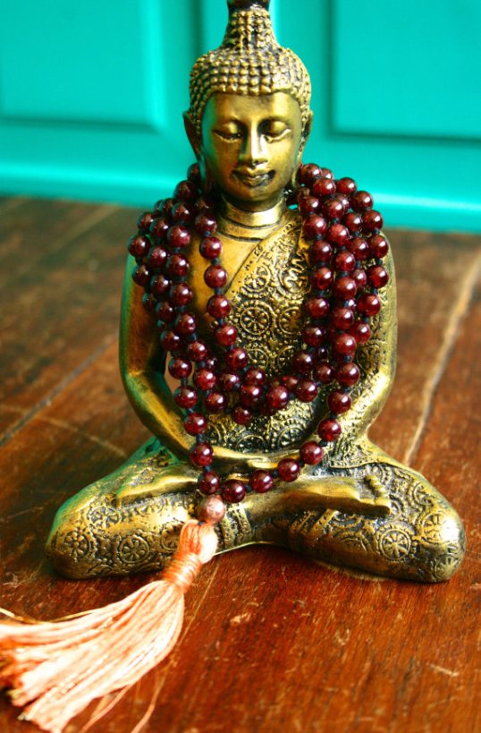 Beautiful garnet and copper japa mala by Bija Malas