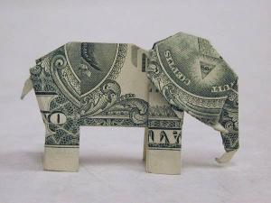 Origami_(made_from_an_American_1-dollar_bill)_of_an_elephant