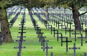 A sea of crosses at the Germany cemetery of Neuville St. Vaast. www.spiegel.de